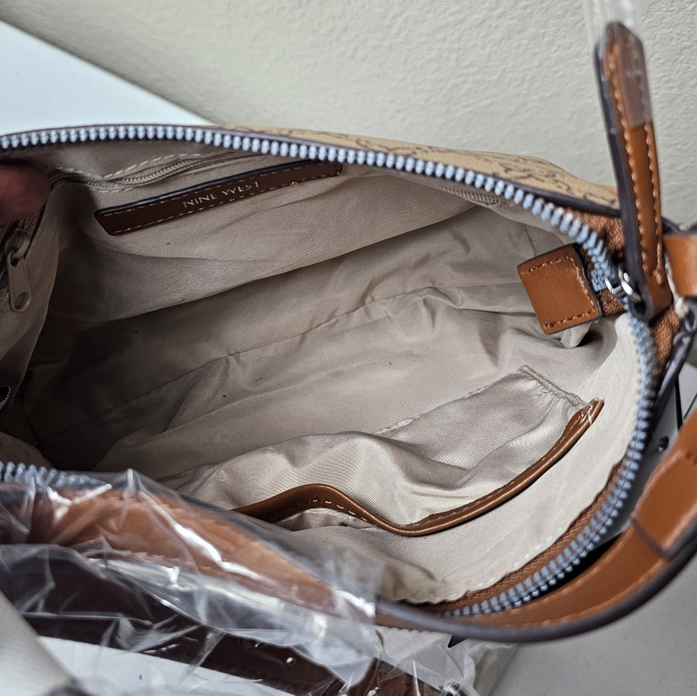 Nine West Collette Mini Shoulder/ Crossbody Purse - Picture 3 of 3